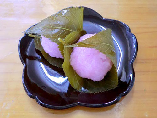 春の和菓子桜餅